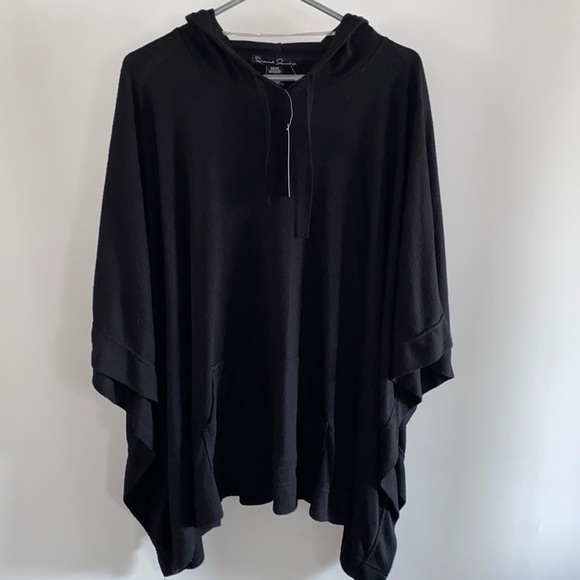 French Laundry Sweaters - French Laundry hooded sweater poncho